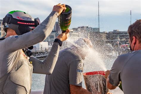 luna rossa vince prada cup 2021